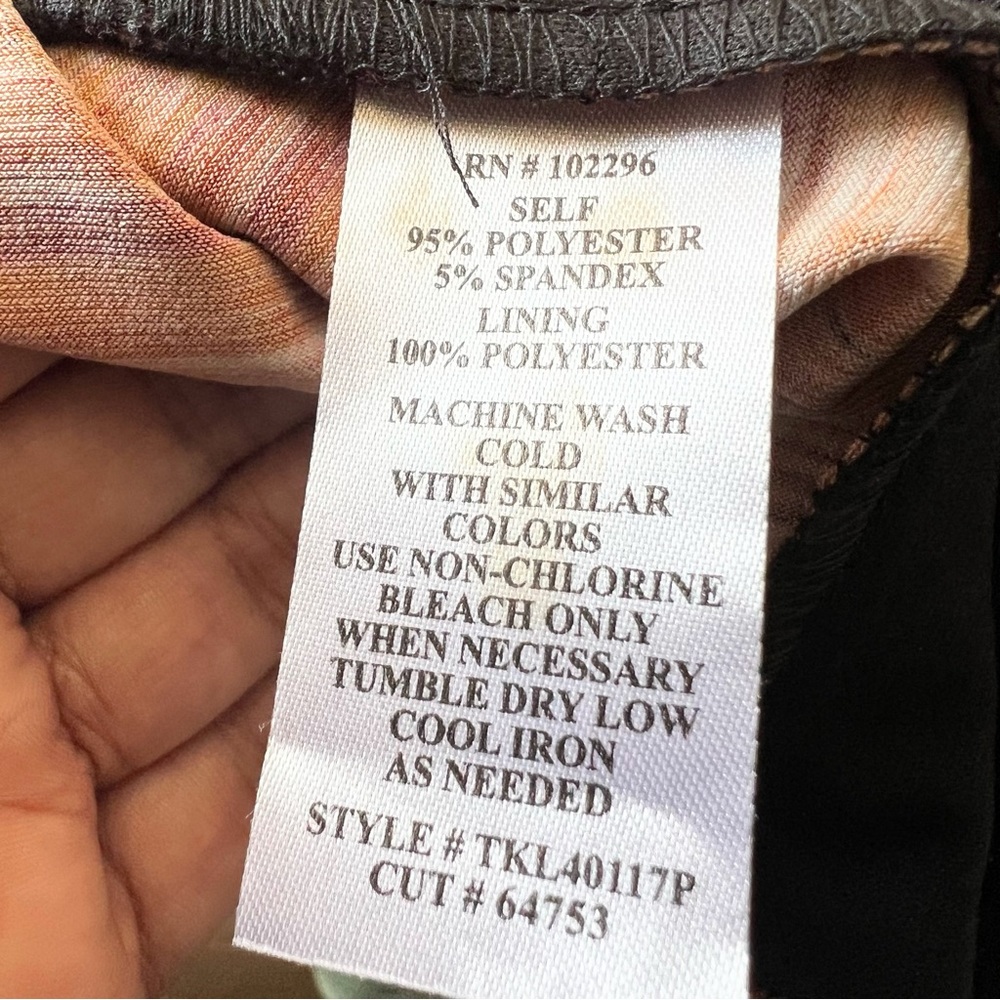 Connected Apparel Multicolor Abstract Print Dress… - image 3